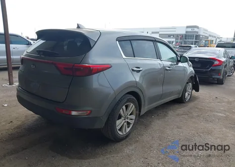 2018 Kia Sportage Lx z USA, uszkodzony, nr VIN KNDPM3AC7J7481886